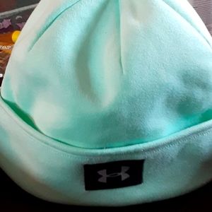 Under Armour beanie